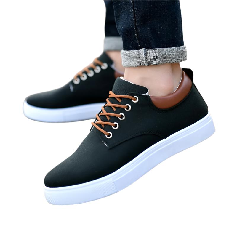 Magnus Men's Sneakers with a Crisp White Sole